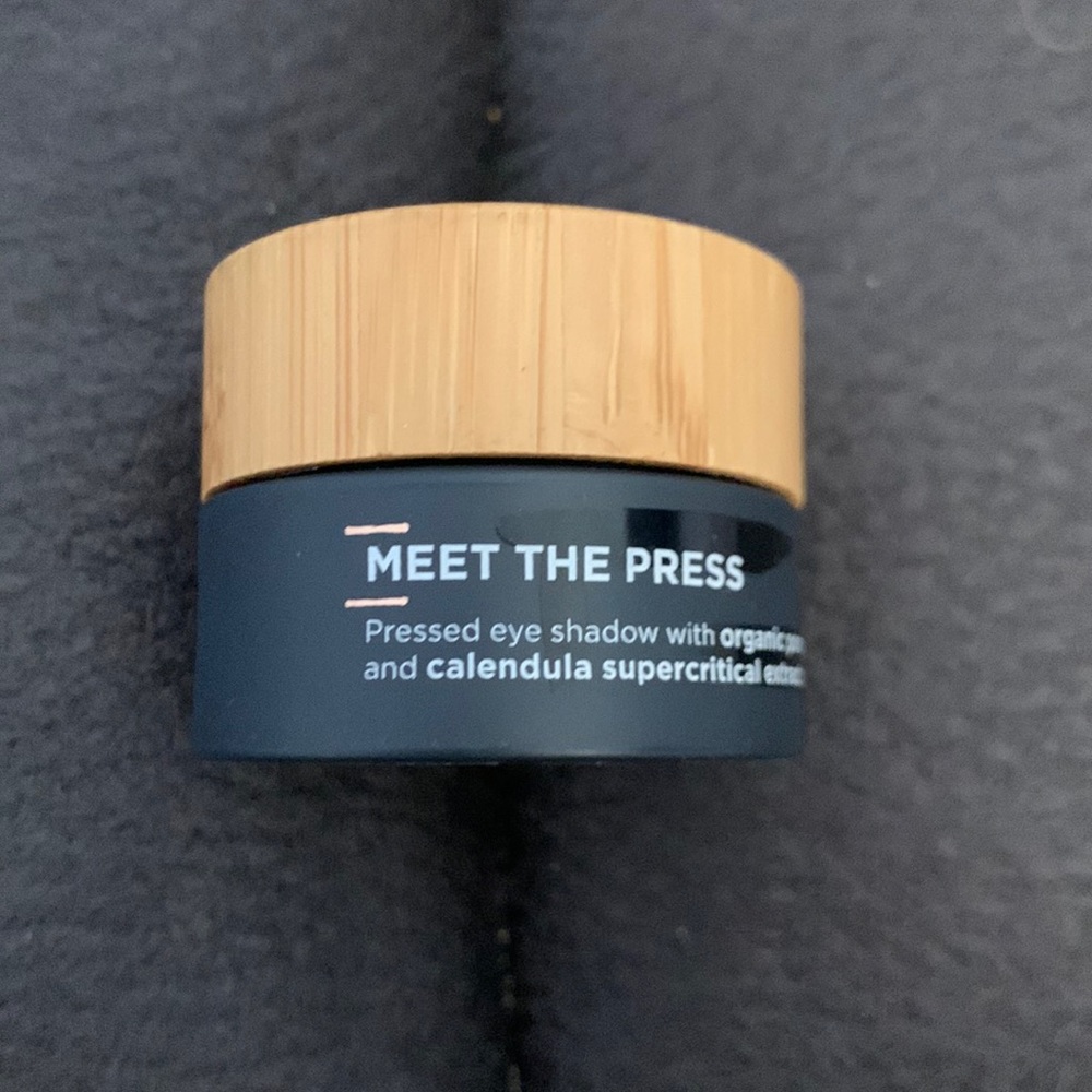 The organic skin co eyeshadow nwob